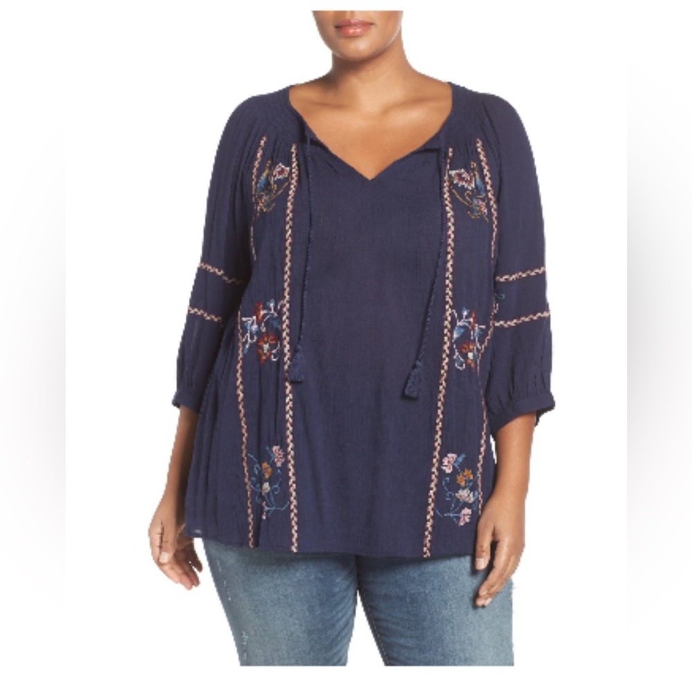 Caslon Blue Embellished 3/4 Sleeve Tunic